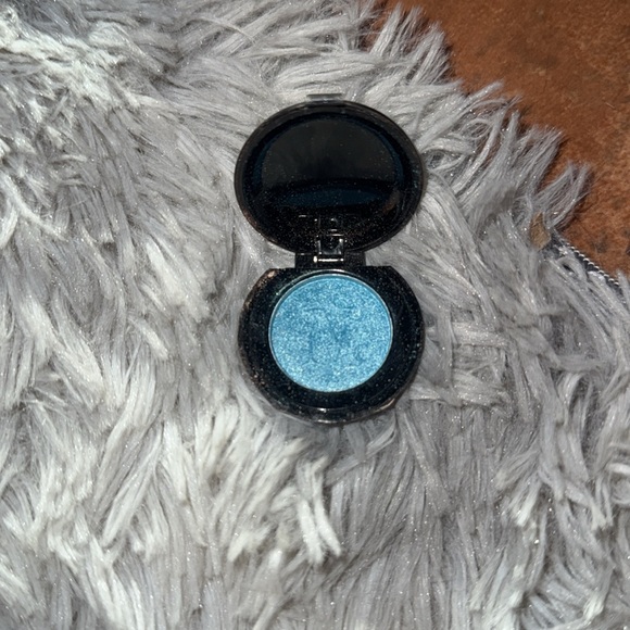 7-Piece NWOT Makeup Set – NOMAD, Morphe, e.l.f., Bella Pierre & More! Only $13! - Picture 10 of 16